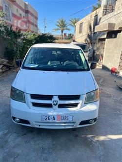 دودج كارافان